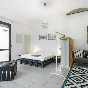 Appartamento Primopiano - Belinzaghi Milano